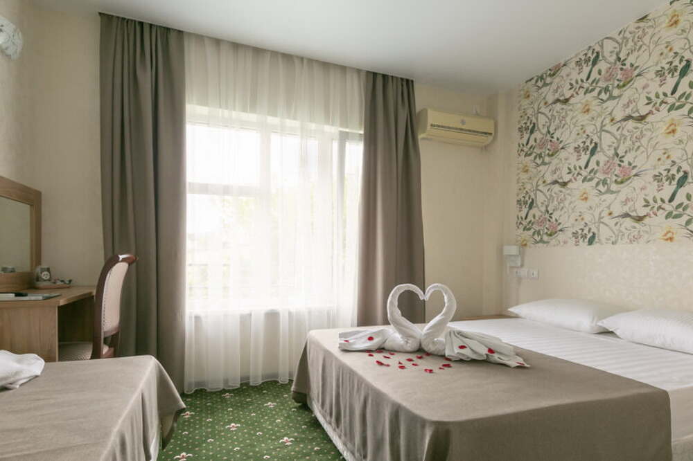 Гостевой дом Family Hotel H2O Геленджик