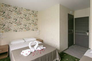 Гостевой дом H2O Геленджик Стандарт 2х местный.-4