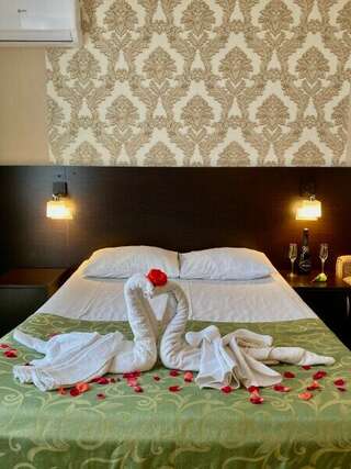 Гостевой дом H2O Геленджик Стандарт 2х местный.-1