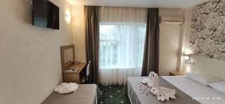 Гостевой дом H2O Геленджик Стандарт 3х местный-6